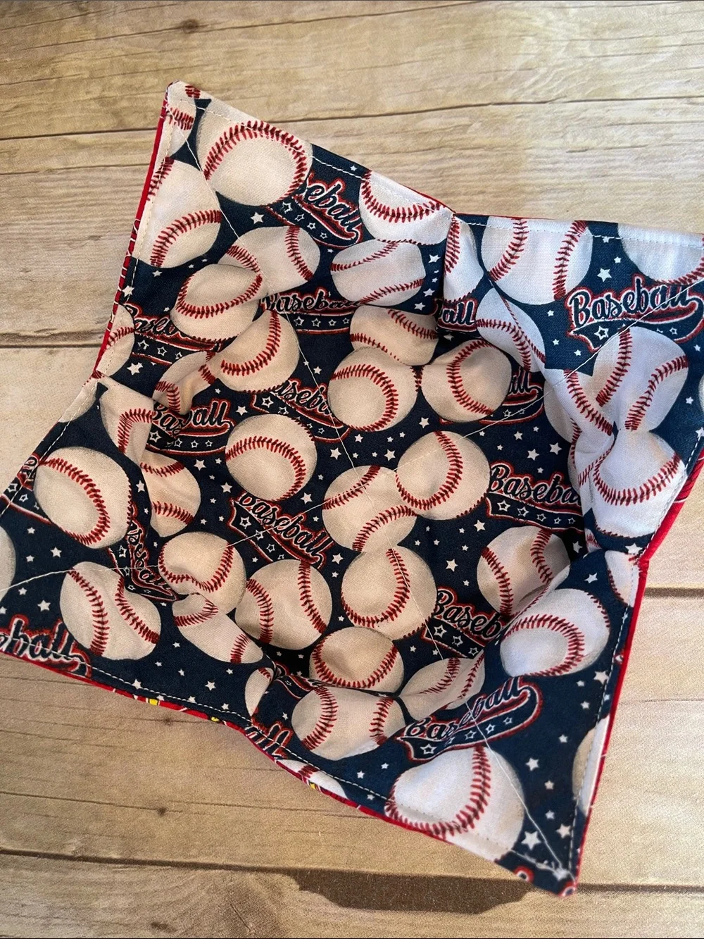Micro/Ice Cream Bowl Cozy Reversible Fabric Bowl MLB Cardinals
